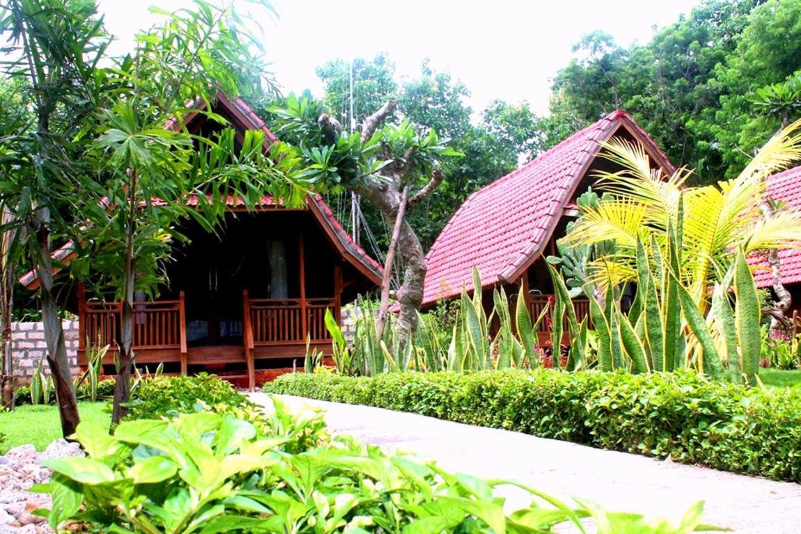 Beautiful House Hotel Batununggul Exterior photo